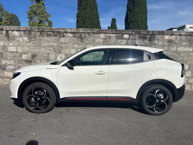 ALFA ROMEO Junior 1.2 48V Hybrid Speciale