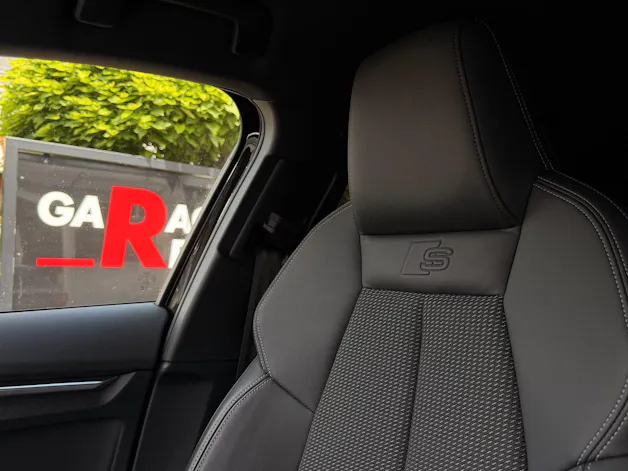 Audi S3 Sportback 2.0 TFSI quattro *** UNSCHLAGBARER PREIS !!! ***
