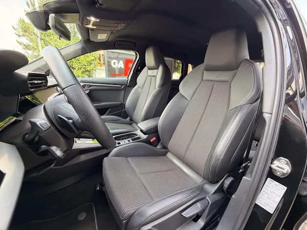Audi S3 Sportback 2.0 TFSI quattro *** UNSCHLAGBARER PREIS !!! ***