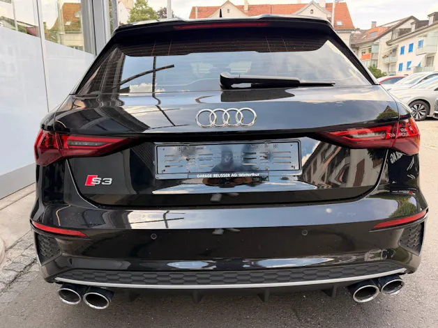 Audi S3 Sportback 2.0 TFSI quattro *** UNSCHLAGBARER PREIS !!! ***