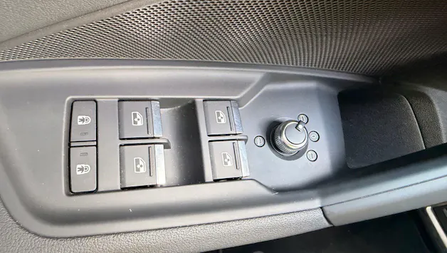 Audi S3 Sportback 2.0 TFSI quattro *** UNSCHLAGBARER PREIS !!! ***