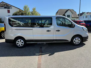 Renault Trafic Blue dCi 150 Grand Passenger Evolution EDC