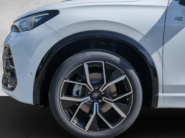VW Tiguan R-Line UNITED 4Motion
