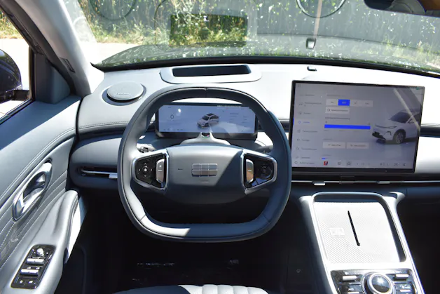 Geely Starray EM-i Max+ PHEV