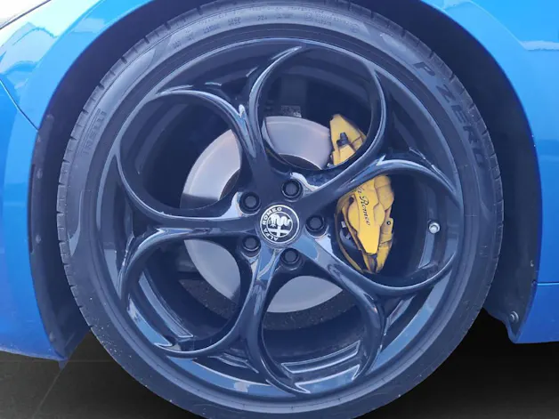 Alfa Romeo Giulia 2.0 Q4 Veloce