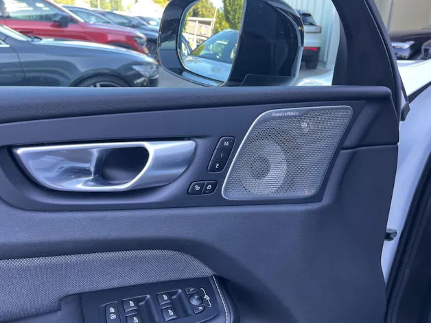 Volvo XC60 2.0 T8 TE Ultimate Dark eAWD