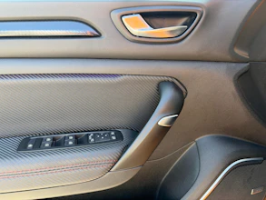 https://vehicle.imgix.net/4381252/3ed04786-76da-454c-9c49-e30fa6b9a073.jpg