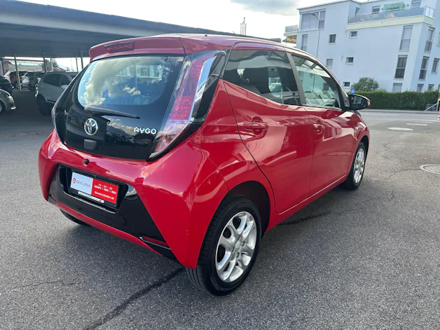Toyota Aygo 1.2 VVT-i x-play