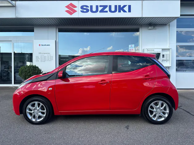 Toyota Aygo 1.2 VVT-i x-play