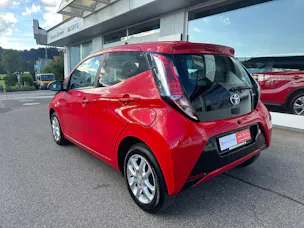 Toyota Aygo 1.2 VVT-i x-play