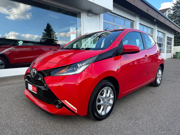 Toyota Aygo 1.2 VVT-i x-play
