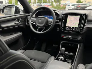 Volvo XC40 2.0 B4 MH Plus Dark AWD