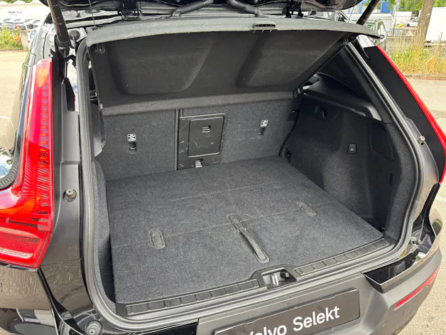 Volvo XC40 2.0 B4 MH Plus Dark AWD
