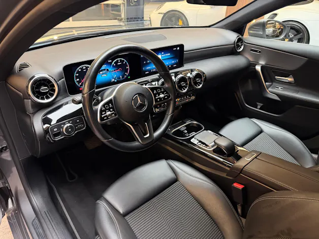 Mercedes-Benz A 200 d Progressive