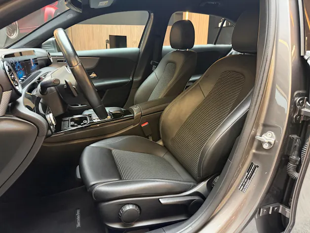Mercedes-Benz A 200 d Progressive