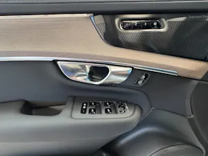 Volvo XC90 2.0 T8 TE Plus Dark eAWD