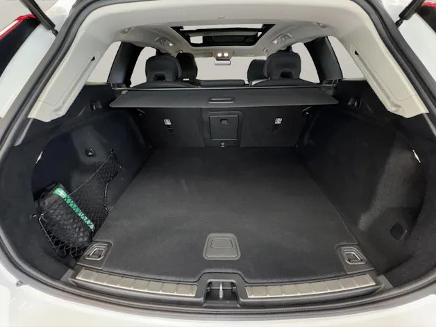 VOLVO XC60 2.0 T6 TE Plus Dark eAWD