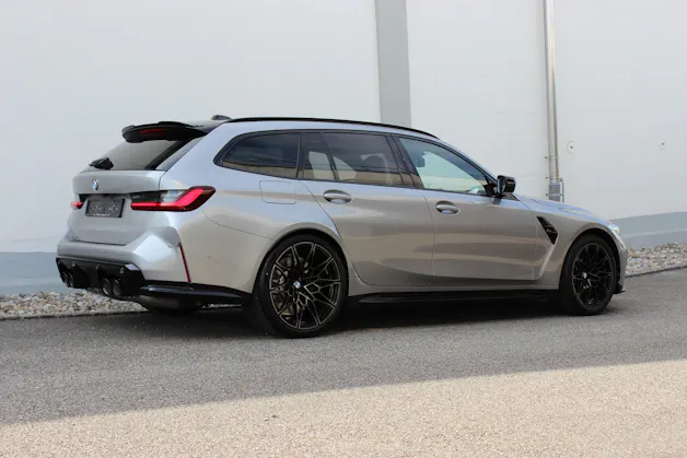 BMW M3 Touring xDrive Competition Individual spacesilber *1.9%-LEASINGAKTION*