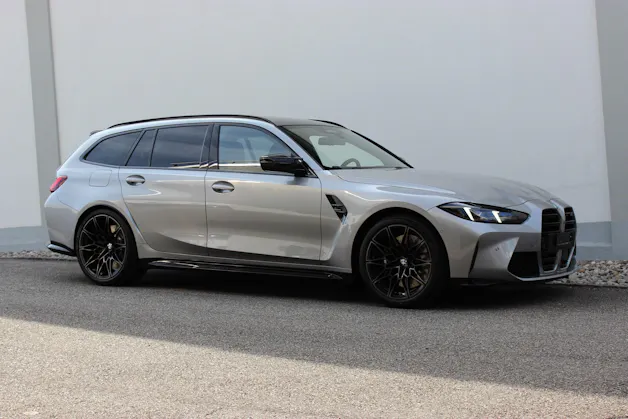 BMW M3 Touring xDrive Competition Individual spacesilber *1.9%-LEASINGAKTION*