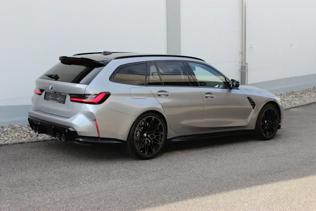 BMW M3 Touring xDrive Competition Individual spacesilber *1.9%-LEASINGAKTION*