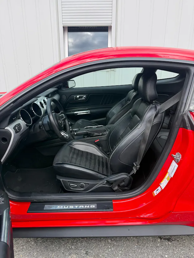 Ford Mustang Fastback 5.0 V8 GT *HANDSCHALTER* ORGINAL US CAR*PREMIUM AUSSTATTUNG*