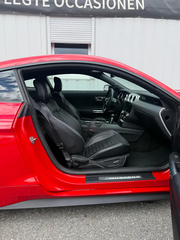 Ford Mustang Fastback 5.0 V8 GT *HANDSCHALTER* ORGINAL US CAR*PREMIUM AUSSTATTUNG*