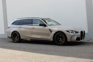 BMW M3 Touring xDrive Competition Individual dune grey *1.9%-LEASINGAKTION*