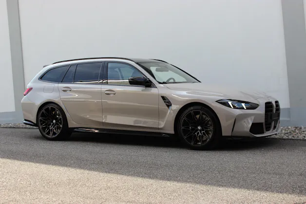 BMW M3 Touring xDrive Competition Individual dune grey *1.9%-LEASINGAKTION*