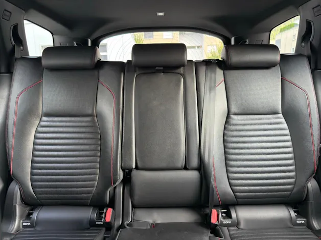 Land Rover Discovery Sport R Dyn P200 2.0 Si4 MHEV AT9 *BLACK*PANORMA*7 PLÄTZER*