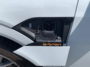 Audi e-tron 55 Sportback S Line quattro