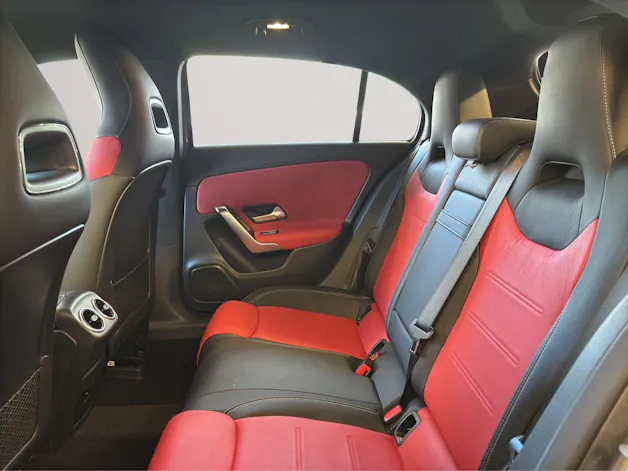 Mercedes-Benz A 200 AMG Line 8G 4M