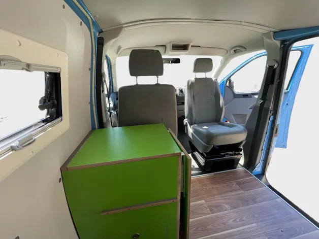 VW T5 Kasten Camperumbau