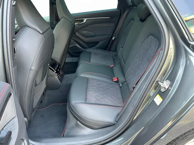 AUDI A6 Avant TFSI quattro 270 kW S tronic