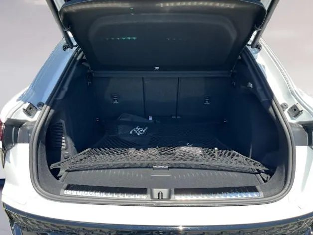 Audi Q3 Sportback e-hybrid 200 kW S tronig