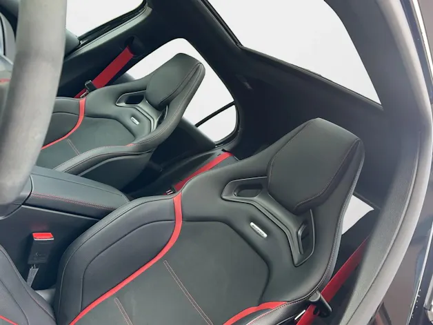 Mercedes-Benz A 45 AMG Performance-Sitze, AMG Driver`s Pachage, 4Matic+ Speedshift