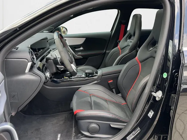 Mercedes-Benz A 45 AMG Performance-Sitze, AMG Driver`s Pachage, 4Matic+ Speedshift