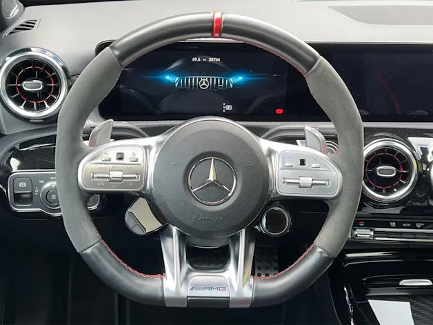 Mercedes-Benz A 45 AMG Performance-Sitze, AMG Driver`s Pachage, 4Matic+ Speedshift