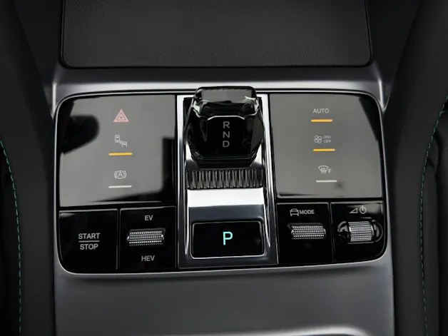 BYD Seal U DM-i Design AWD