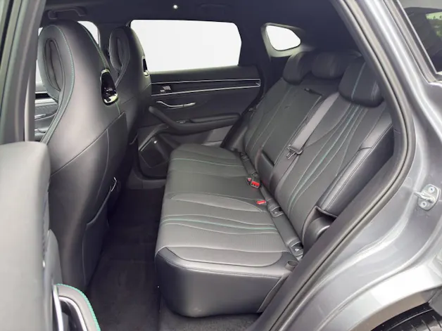 BYD Seal U DM-i Design AWD