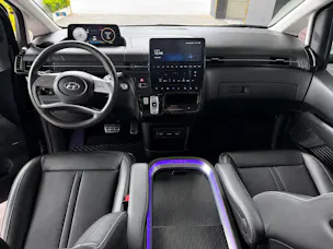 Hyundai Staria Premium 2.2 CRDi Vertex 4WD A
