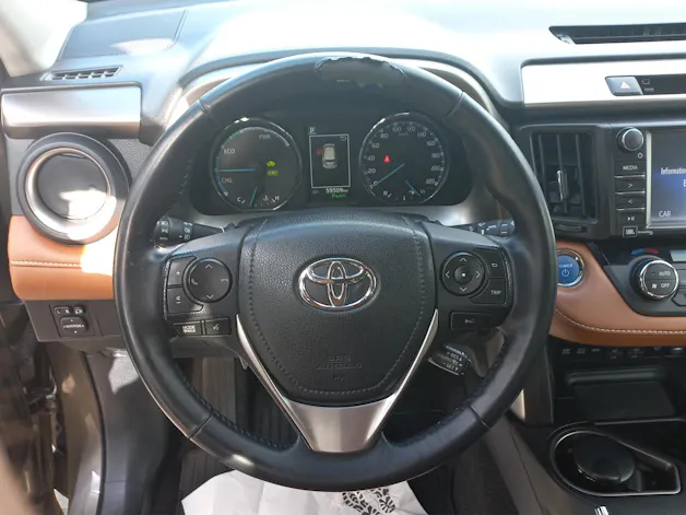 Toyota RAV-4 2.5 HSD Sol Premium e-CVT