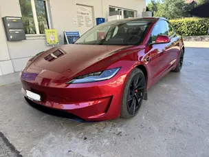 Tesla Model 3 Performance D