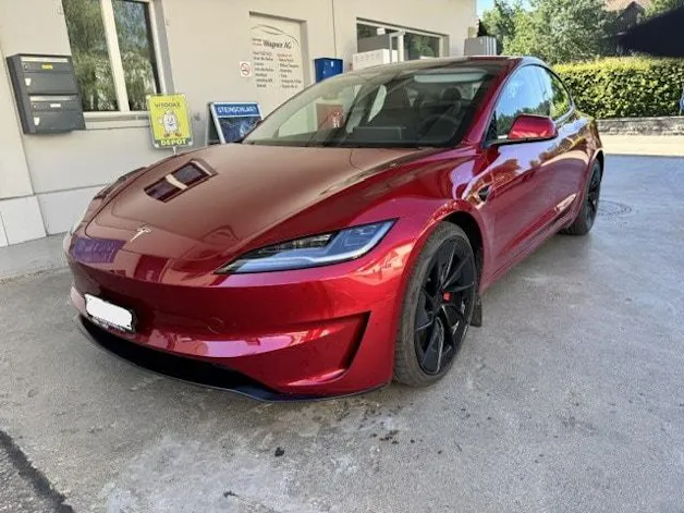 Tesla Model 3 Performance D