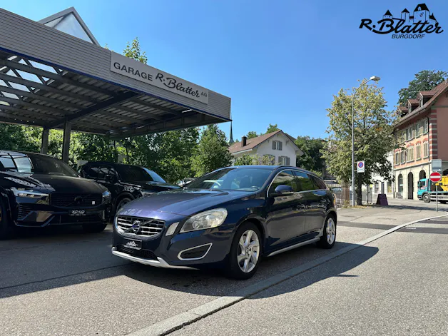 Volvo V60 2.0T Momentum