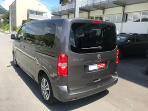 Peugeot Traveller 2.0 BlueHDi Business Standard EAT
