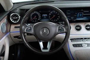 Mercedes-Benz E 200 Cabriolet AMG Line 4 Matic 9G-Tronic