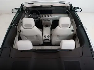 Mercedes-Benz E 200 Cabriolet AMG Line 4 Matic 9G-Tronic