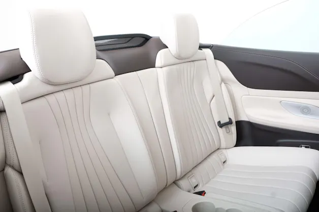 Mercedes-Benz E 200 Cabriolet AMG Line 4 Matic 9G-Tronic