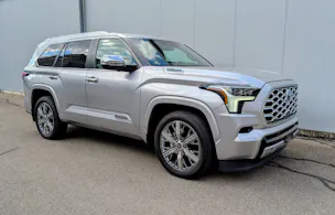 Toyota SEQUOIA Capstone Hybrid 4WD