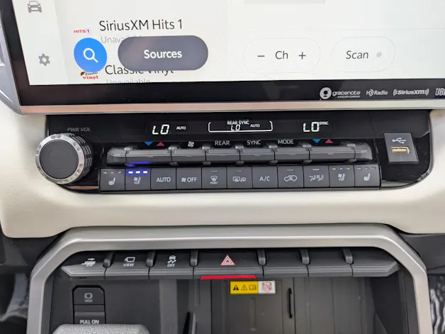 Toyota SEQUOIA Capstone Hybrid 4WD